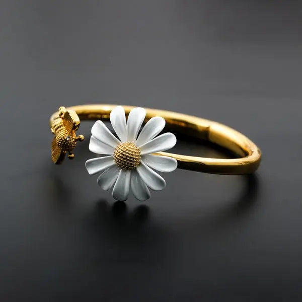 🌼 Conjunto Assimétricos de Margarida Liga de Zinco – Delicadeza