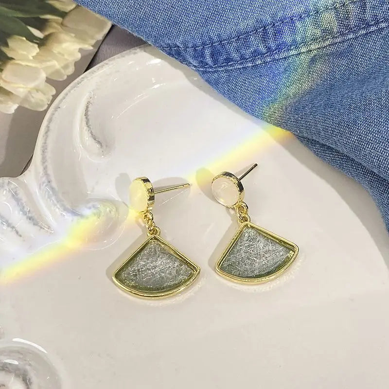 💙 Brincos Coração Azul com Zircônia – Brilho e Elegância ✨