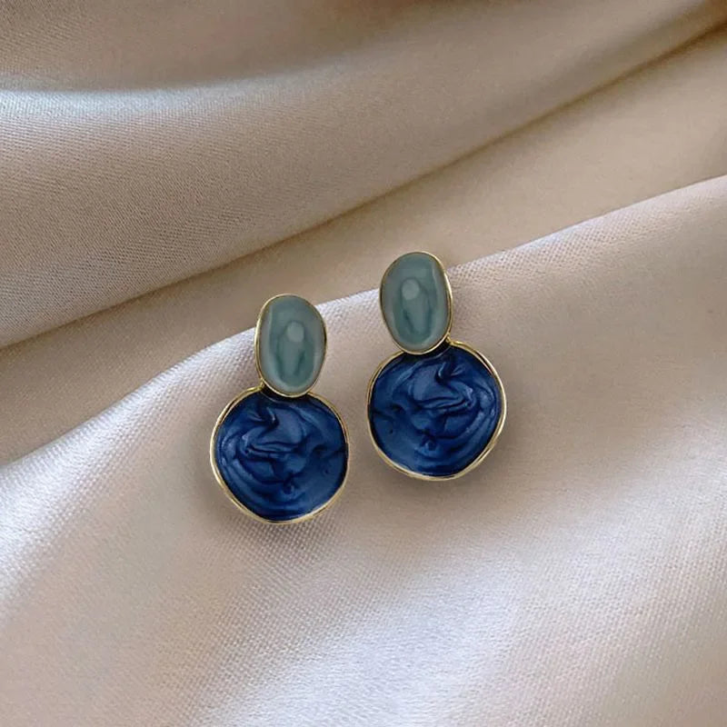 💙 Brincos Coração Azul com Zircônia – Brilho e Elegância ✨
