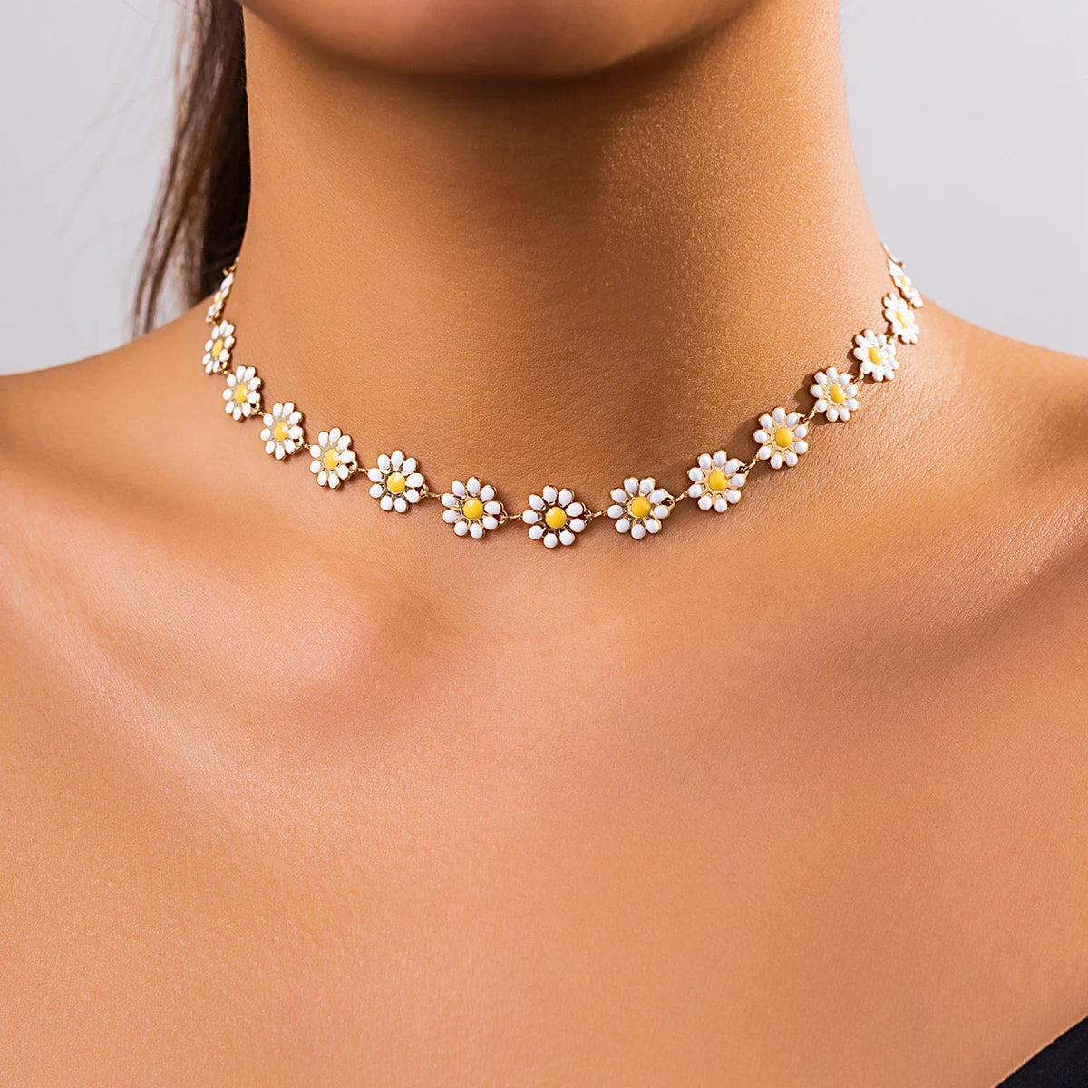 🌼 Choker Margarida em Liga de Zinco – Estilo Y2K com Toque K-Popy Gift Y2K Accessories