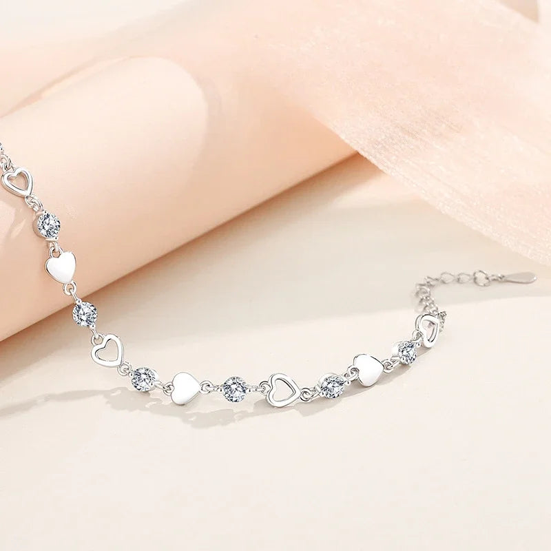 💖 Pulseira de Prata 925 com Coração Vazado e Zircônia – Estilo Coreano Retrô 💖