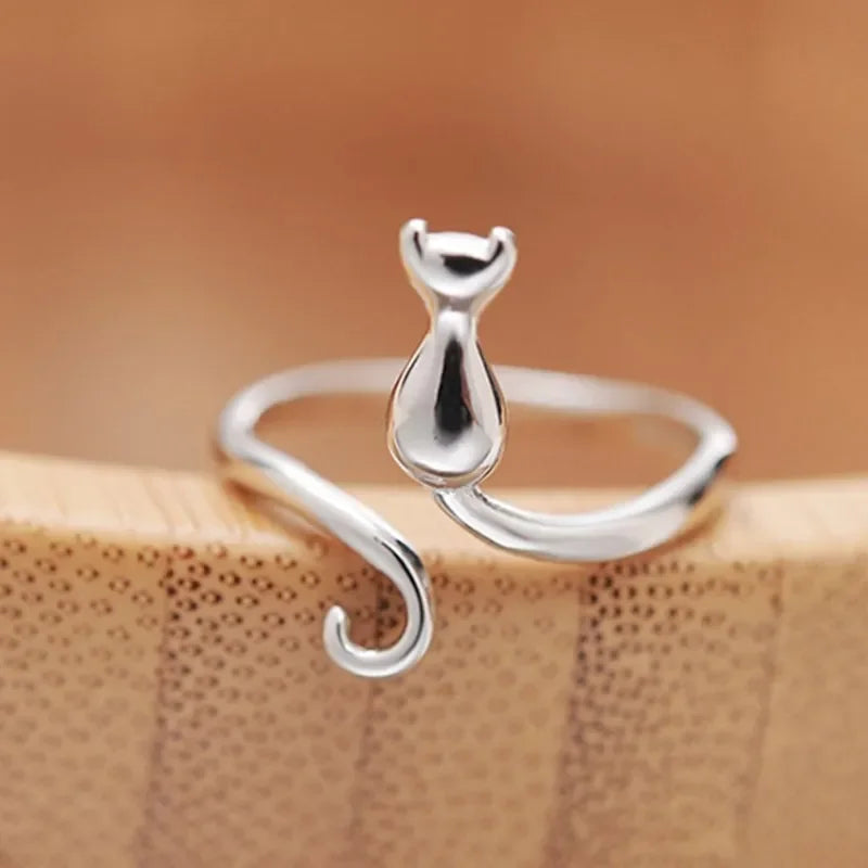 🐱 Anel de Gato em Prata 925 – Luxo e Delicadeza para Mulheres