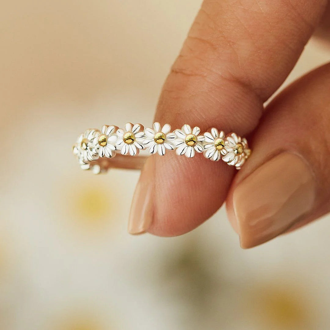 🌼 Anel Ajustável em Aço Inoxidável – Design Floral Delicado