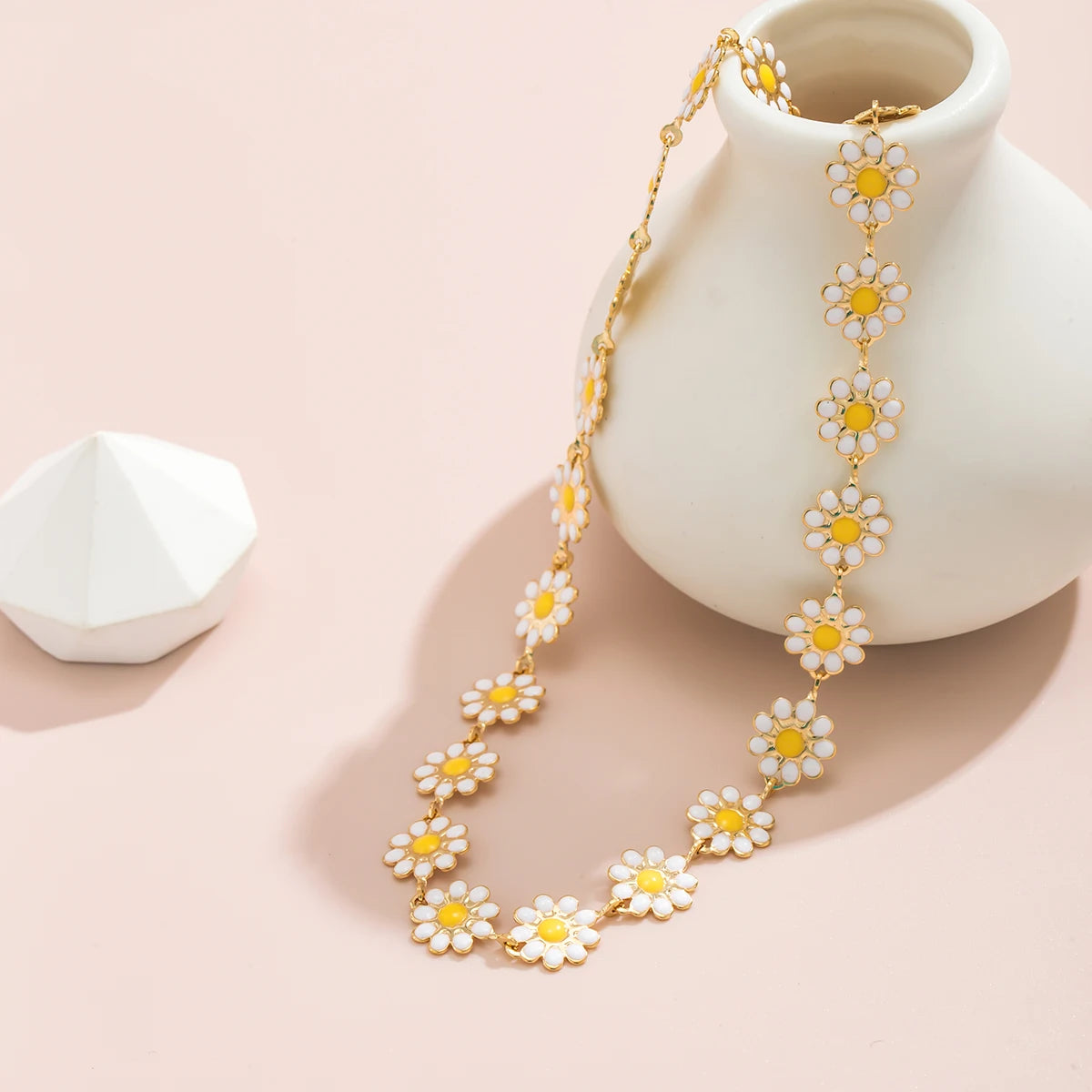🌼 Choker Margarida em Liga de Zinco – Estilo Y2K com Toque K-Popy Gift Y2K Accessories