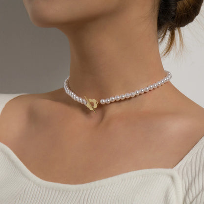 ✨ Colar Choker Luxuoso com Pérolas e Fecho Flor OT ✨