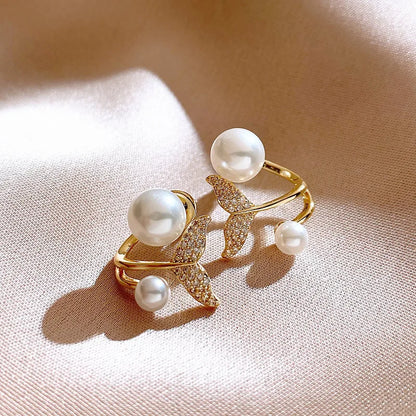 🦋 Brincos Borboleta com Pérola – Elegância e Sofisticação ✨